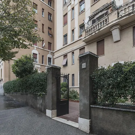 Guesthost - Pigneto Colourful * Rome