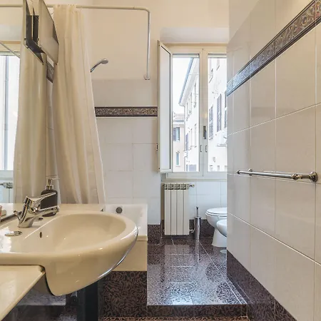 Guesthost - Pigneto Colourful * Rome